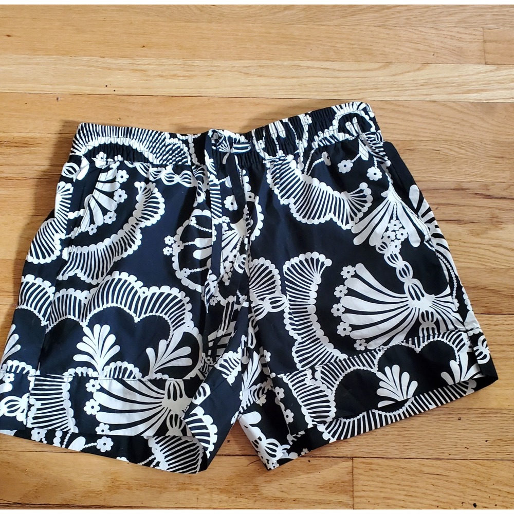 Banana Republic Mid Rise Shorts Black White Floral Graphic Print Cotton Small